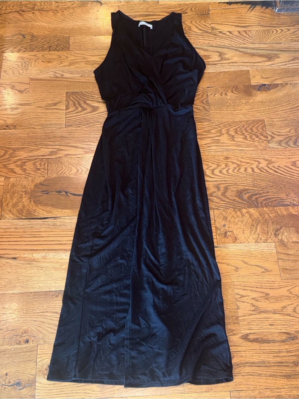 Reformation. Black Tencel Stretch V-neck Maxi. Size XS.